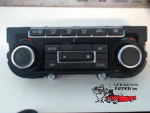 Gebruikte Climatronic Paneel Volkswagen Golf VI (5K1) 1.2 TSI BlueMotion Prijs € 105,00 Margeregeling aangeboden door Autosloperij Pieper BV