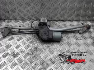 Gebruikte Ruitenwismotor + Mechaniek Audi A4 Prijs € 52,50 Margeregeling aangeboden door Autosloperij Pieper BV