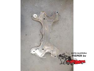 Gebruikte Subframe Volkswagen Golf IV (1J1) 1.6 Prijs € 78,75 Margeregeling aangeboden door Autosloperij Pieper BV