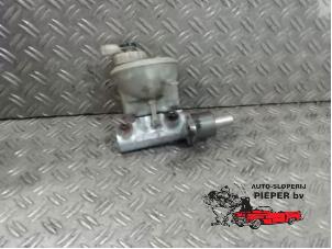 Gebruikte Hoofdremcilinder Volkswagen Golf III (1H1) 1.6 i Prijs € 36,75 Margeregeling aangeboden door Autosloperij Pieper BV