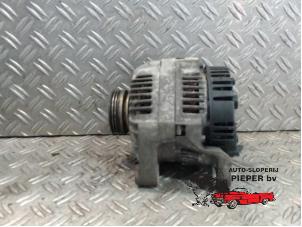 Gebruikte Dynamo Renault Twingo (C06) 1.2 16V Prijs € 52,50 Margeregeling aangeboden door Autosloperij Pieper BV