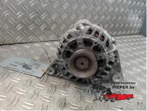 Gebruikte Dynamo Volkswagen Passat Variant (3B5) 1.8 T 20V Prijs € 52,50 Margeregeling aangeboden door Autosloperij Pieper BV