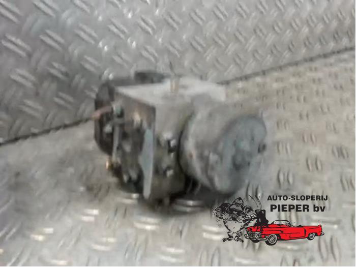 Gebruikte ABS Pomp Opel Astra G (F08/48) 1.6 Prijs € 52,50 Margeregeling aangeboden door Autosloperij Pieper BV