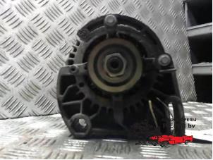 Gebruikte Dynamo Fiat Punto I (176) 60 1.2 i.e. Selecta Prijs € 36,75 Margeregeling aangeboden door Autosloperij Pieper BV