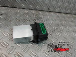 Gebruikte Kachel Weerstand Renault Scénic I (JA) 1.6 16V Prijs € 36,75 Margeregeling aangeboden door Autosloperij Pieper BV