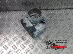 Gebruikte Gasklephuis Alfa Romeo 147 (937) Prijs op aanvraag aangeboden door Autosloperij Pieper BV