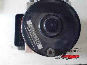 Gebruikte ABS Pomp Opel Astra H GTC (L08) 1.8 16V Prijs op aanvraag aangeboden door Autosloperij Pieper BV