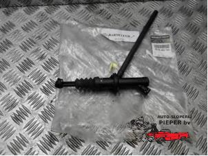 Nieuwe Koppeling Hoofd Cilinder Renault Kangoo Express (FW) 1.5 dCi 70 Prijs € 63,53 Inclusief btw aangeboden door Autosloperij Pieper BV