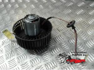 Gebruikte Kachel Ventilatiemotor Ford Ka I 1.3i Prijs € 26,25 Margeregeling aangeboden door Autosloperij Pieper BV
