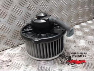 Gebruikte Kachel Ventilatiemotor Mazda Demio (DW) Prijs € 36,75 Margeregeling aangeboden door Autosloperij Pieper BV