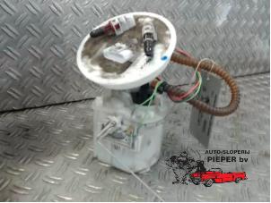 Gebruikte Benzinepomp Ford Focus 1 Wagon 1.6 16V Prijs € 52,50 Margeregeling aangeboden door Autosloperij Pieper BV