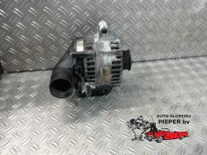 Gebruikte Dynamo Ford Mondeo III 2.0 TDCi 130 16V Prijs op aanvraag aangeboden door Autosloperij Pieper BV