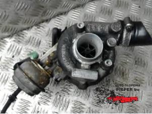 G-lader van een Volkswagen Passat Variant (3B6) 1.9 TDI 100 2005