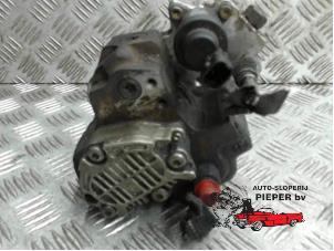 Gebruikte Hogedrukpomp Ford Focus 2 Wagon 1.6 TDCi 16V 110 Prijs € 105,00 Margeregeling aangeboden door Autosloperij Pieper BV