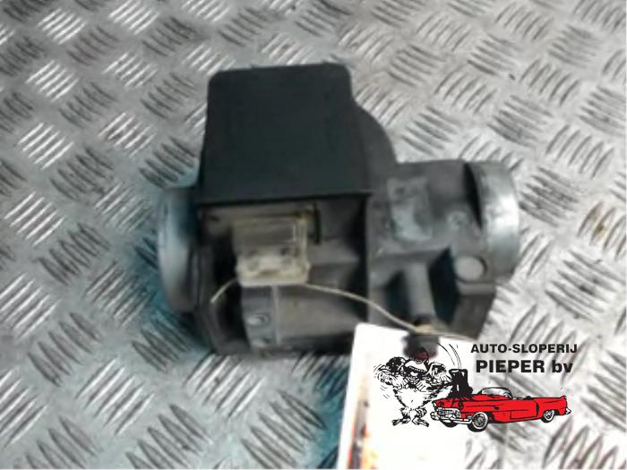 Gebruikte Luchtregelklep Volvo V70 (GW/LW/LZ) 2.5 TDI Prijs € 52,50 Margeregeling aangeboden door Autosloperij Pieper BV