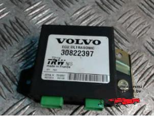 Gebruikte Alarm module Volvo V40 (VW) 1.9 16V T4 Prijs € 26,25 Margeregeling aangeboden door Autosloperij Pieper BV