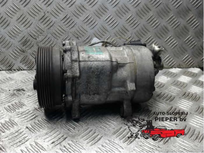 Gebruikte Pomp Airco Seat Ibiza II (6K1) 1.4 Prijs € 78,75 Margeregeling aangeboden door Autosloperij Pieper BV