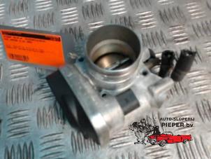 Gebruikte Gasklephuis Seat Cordoba Vario Facelift (6K5) 1.6 Prijs € 42,00 Margeregeling aangeboden door Autosloperij Pieper BV