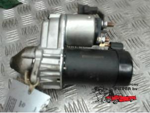 Gebruikte Startmotor Seat Cordoba Vario Facelift (6K5) 1.6 Prijs € 36,75 Margeregeling aangeboden door Autosloperij Pieper BV