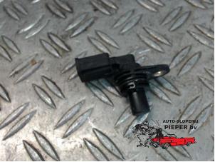 Gebruikte Sensor Nokkenas Volkswagen Golf IV (1J1) 1.6 16V Prijs € 21,00 Margeregeling aangeboden door Autosloperij Pieper BV