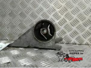 Gebruikte Motorrubber Opel Meriva Mk.II 1.7 CDTI 16V Prijs € 26,25 Margeregeling aangeboden door Autosloperij Pieper BV