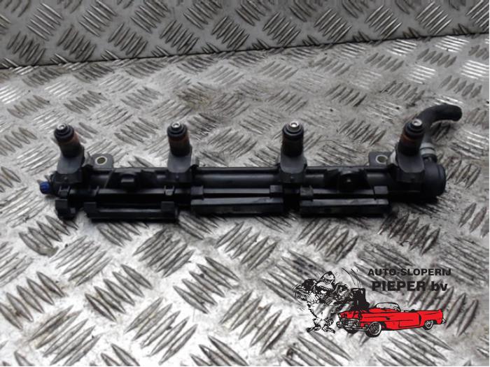 Gebruikte Verstuiver brug Seat Cordoba (6L2) 1.4 16V Prijs € 52,50 Margeregeling aangeboden door Autosloperij Pieper BV