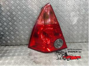 Gebruikte Achterlicht links Daihatsu YRV (M2) Prijs € 36,75 Margeregeling aangeboden door Autosloperij Pieper BV