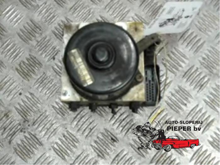 Gebruikte ABS Pomp Audi A3 (8L1) 1.6 Prijs € 78,75 Margeregeling aangeboden door Autosloperij Pieper BV