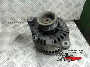 Gebruikte Dynamo Fiat Bravo (182A) 1.8 GT 16V Prijs € 36,75 Margeregeling aangeboden door Autosloperij Pieper BV