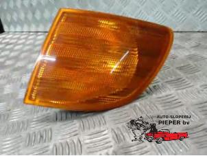 Gebruikte Richtingaanwijzer links Mercedes Vito Prijs € 15,75 Margeregeling aangeboden door Autosloperij Pieper BV