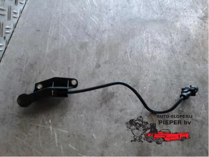 Gebruikte Sensor Nokkenas Opel Zafira (F75) 1.6 16V Prijs € 52,50 Margeregeling aangeboden door Autosloperij Pieper BV