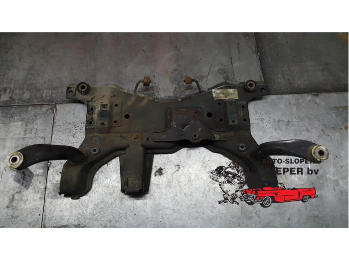 Gebruikte Subframe Ford Focus 2 1.4 16V Prijs € 78,75 Margeregeling aangeboden door Autosloperij Pieper BV