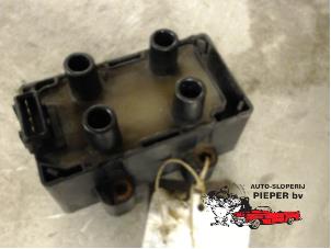 Gebruikte Bobine Renault Twingo (C06) 1.2 Prijs € 26,25 Margeregeling aangeboden door Autosloperij Pieper BV