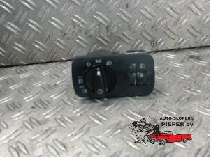 Gebruikte Licht Schakelaar Seat Ibiza II (6K1) 1.6 Sport Prijs € 21,00 Margeregeling aangeboden door Autosloperij Pieper BV