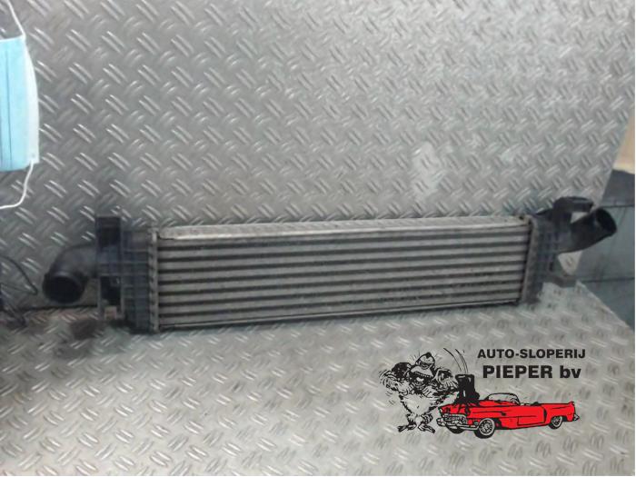 Gebruikte Intercooler Volvo C30 (EK/MK) 1.6 D 16V Prijs € 63,00 Margeregeling aangeboden door Autosloperij Pieper BV