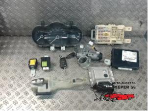 Gebruikte Contactslot + computer Kia Picanto (TA) 1.0 12V Prijs € 183,75 Margeregeling aangeboden door Autosloperij Pieper BV