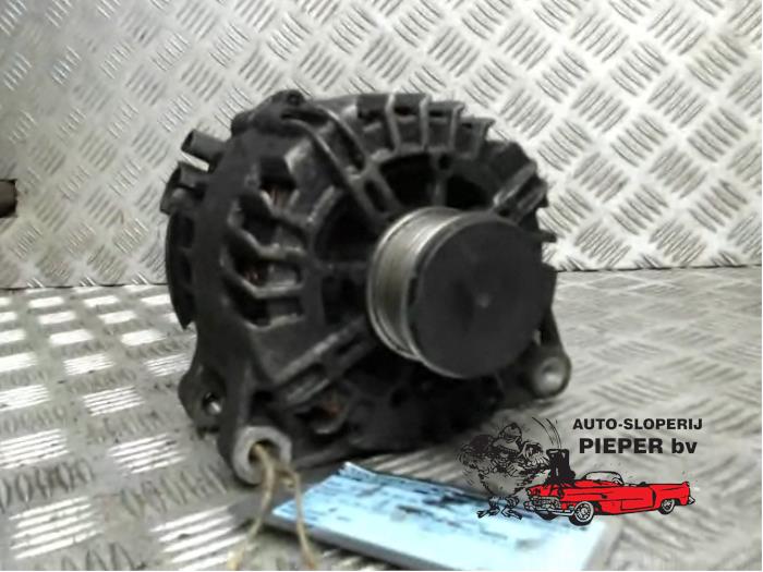 Gebruikte Dynamo Peugeot Boxer (244) 2.2 HDi Prijs € 36,75 Margeregeling aangeboden door Autosloperij Pieper BV