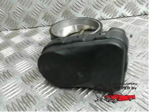 Gebruikte Gasklephuis BMW 5 serie (E39) 535i 32V Prijs € 52,50 Margeregeling aangeboden door Autosloperij Pieper BV