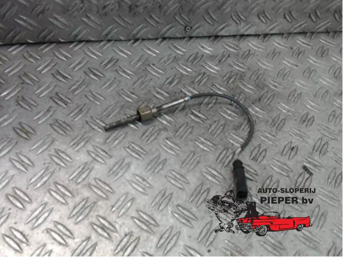 Gebruikte Uitlaat temperatuursensor Volkswagen Golf V (1K1) 1.6 FSI 16V Prijs € 52,50 Margeregeling aangeboden door Autosloperij Pieper BV