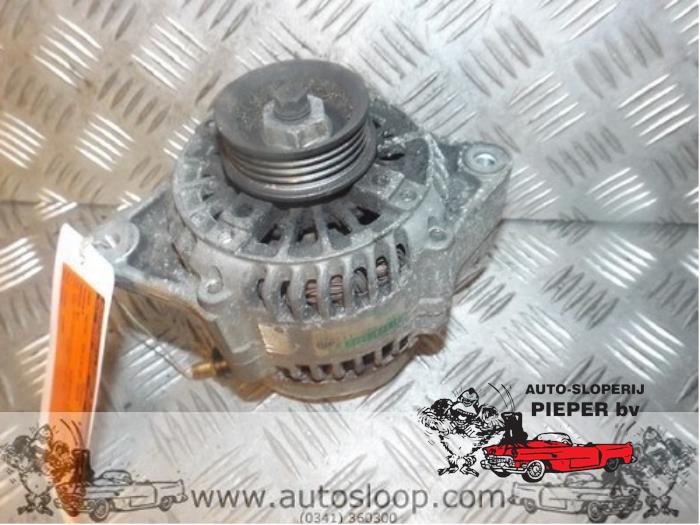 Gebruikte Dynamo Suzuki Wagon-R+ (SR) 1.0 16V Prijs € 36,75 Margeregeling aangeboden door Autosloperij Pieper BV