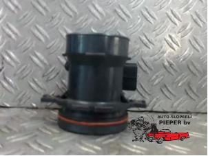 Gebruikte Luchtmassameter Ford Galaxy (WGR) 2.3i 16V Prijs € 36,75 Margeregeling aangeboden door Autosloperij Pieper BV