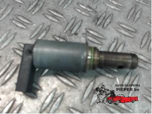 Gebruikte Sensor Nokkenas Volkswagen Golf V (1K1) 1.6 FSI 16V Prijs € 21,00 Margeregeling aangeboden door Autosloperij Pieper BV