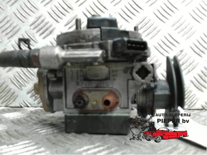 Gebruikte Gasklephuis Volkswagen Polo III (6N1) 1.0i 45 Prijs € 36,75 Margeregeling aangeboden door Autosloperij Pieper BV