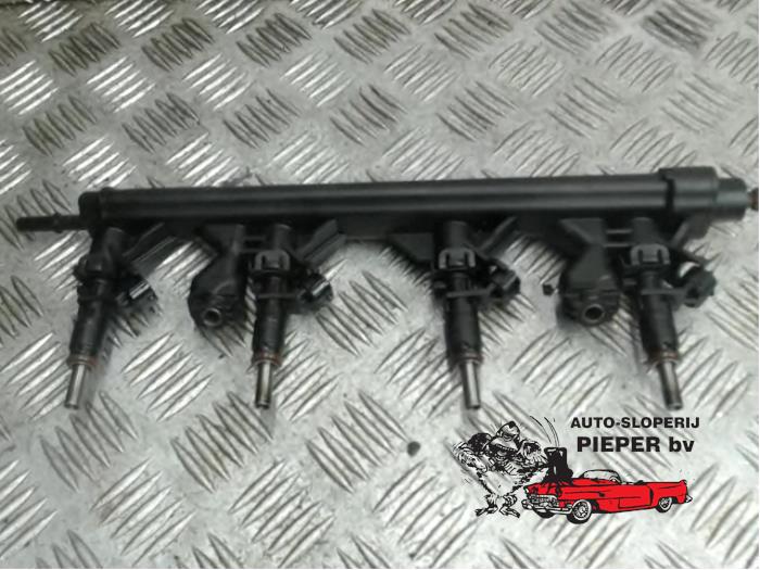 Gebruikte Verstuiver brug Peugeot 207/207+ (WA/WC/WM) 1.4 16V VTi Prijs € 84,00 Margeregeling aangeboden door Autosloperij Pieper BV