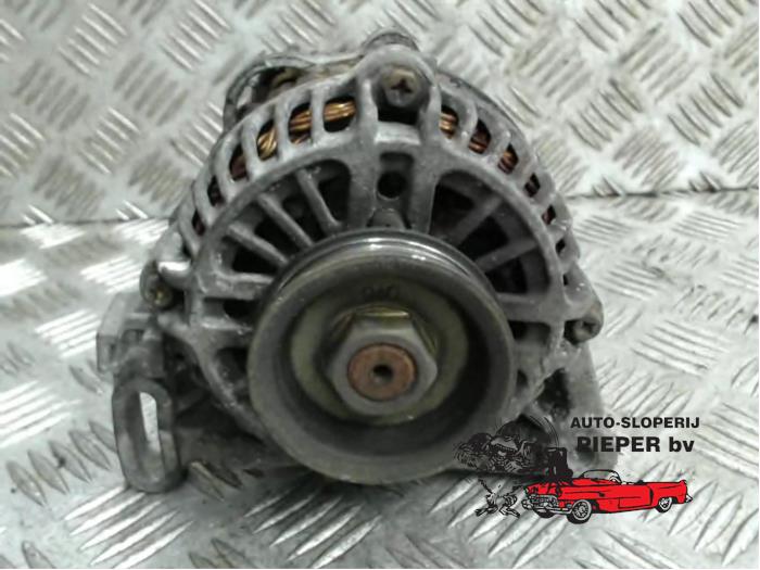 Gebruikte Dynamo Renault Clio II (BB/CB) 1.2 Prijs € 36,75 Margeregeling aangeboden door Autosloperij Pieper BV