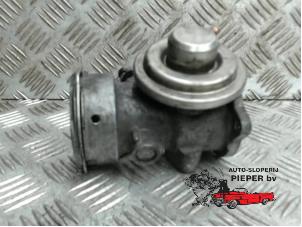 Gebruikte Gasklephuis Volkswagen Caddy III (2KA,2KH,2CA,2CH) 1.9 TDI Prijs € 52,50 Margeregeling aangeboden door Autosloperij Pieper BV