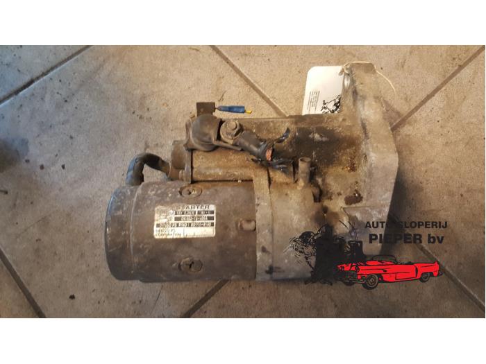Gebruikte Startmotor Kia Carnival 2 (FIB/FLD) 2.9 HPDi 16V Prijs € 36,75 Margeregeling aangeboden door Autosloperij Pieper BV