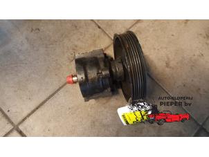 Gebruikte Stuurpomp Opel Corsa B (73/78/79) 1.4i Prijs € 36,75 Margeregeling aangeboden door Autosloperij Pieper BV
