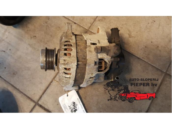 Gebruikte Dynamo Kia Carnival 2 (FIB/FLD) 2.9 HPDi 16V Prijs € 78,75 Margeregeling aangeboden door Autosloperij Pieper BV
