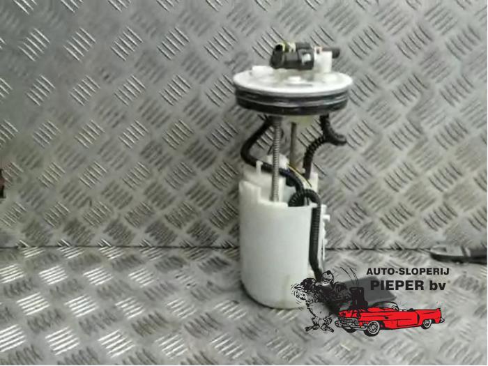 Gebruikte Benzinepomp Honda Civic (FK/FN) 1.8i VTEC 16V Prijs € 63,00 Margeregeling aangeboden door Autosloperij Pieper BV